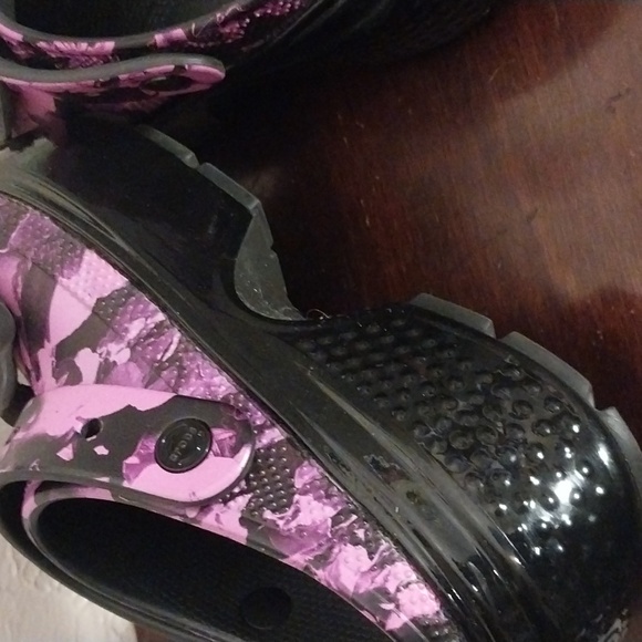 Crocs Clogs - Picture 6 of 10